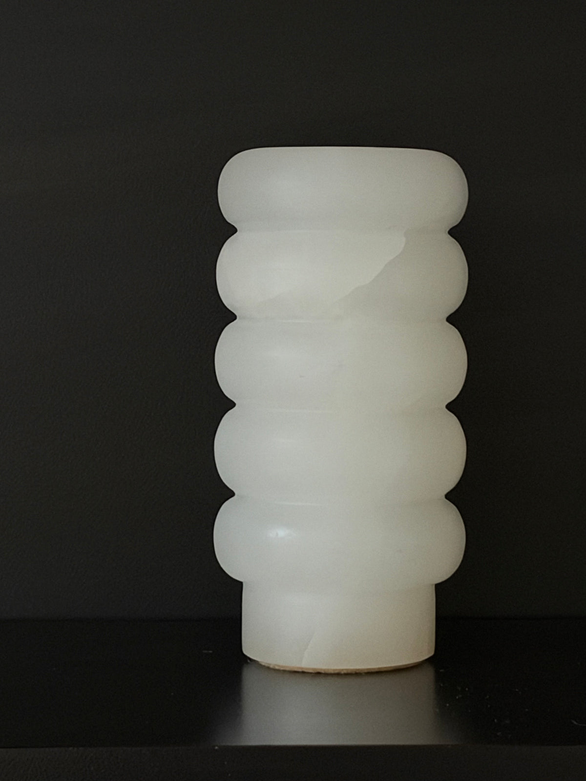 Onyx mini vase - white
