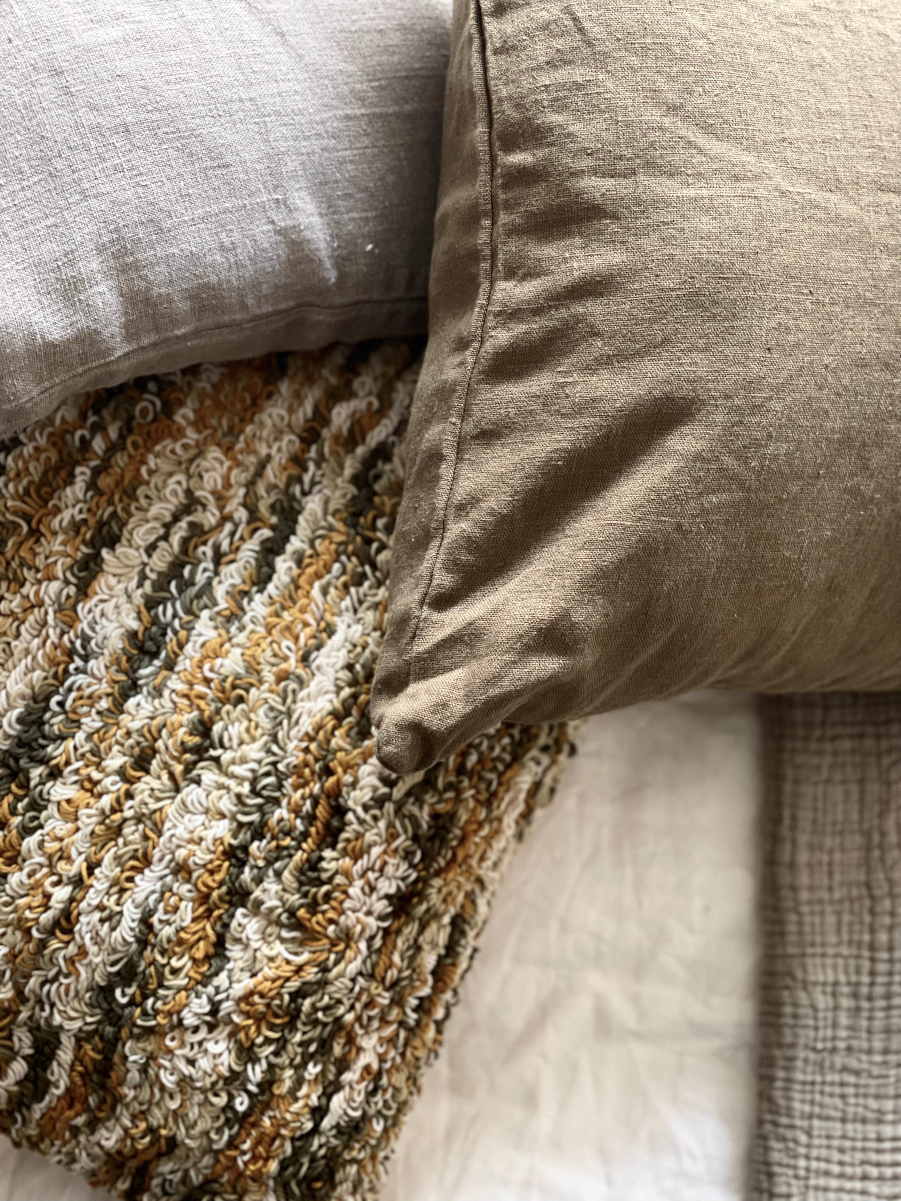 Coussin couverture en lin - Vert olive