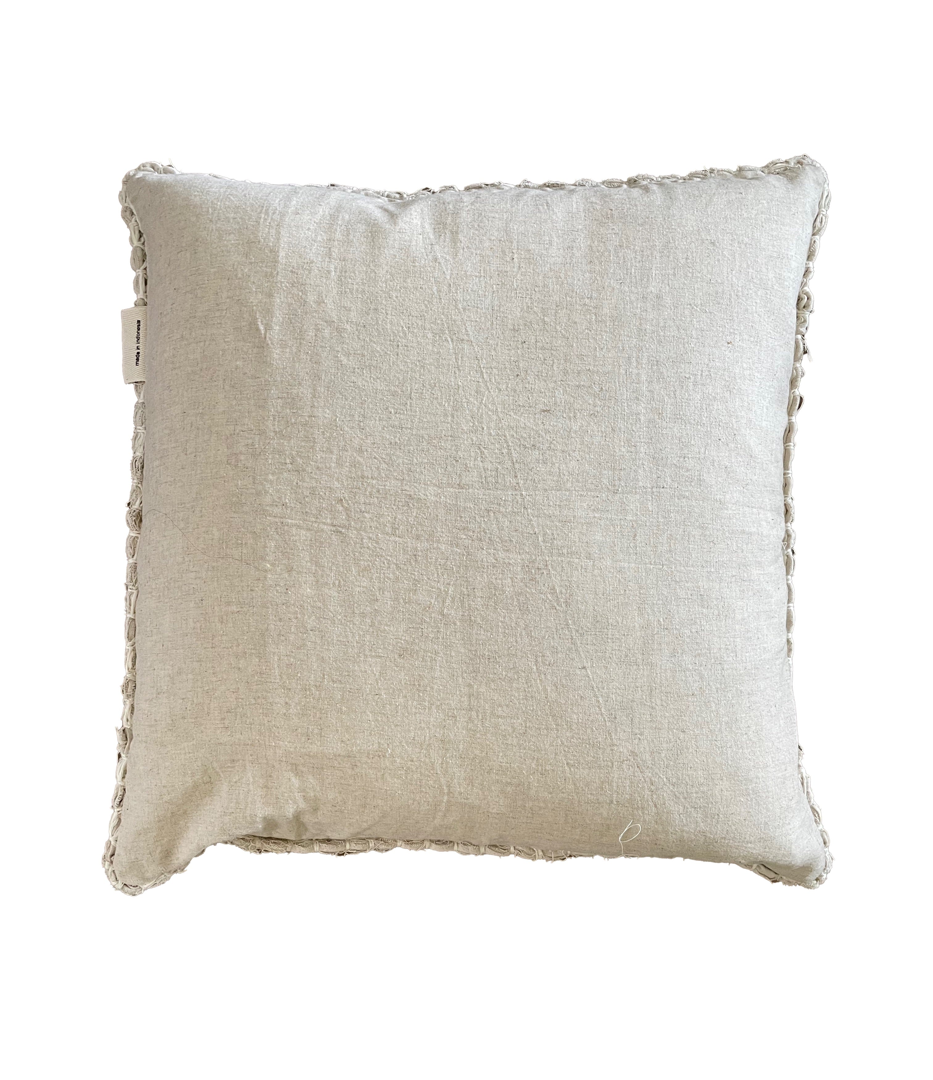 Coussin tissé