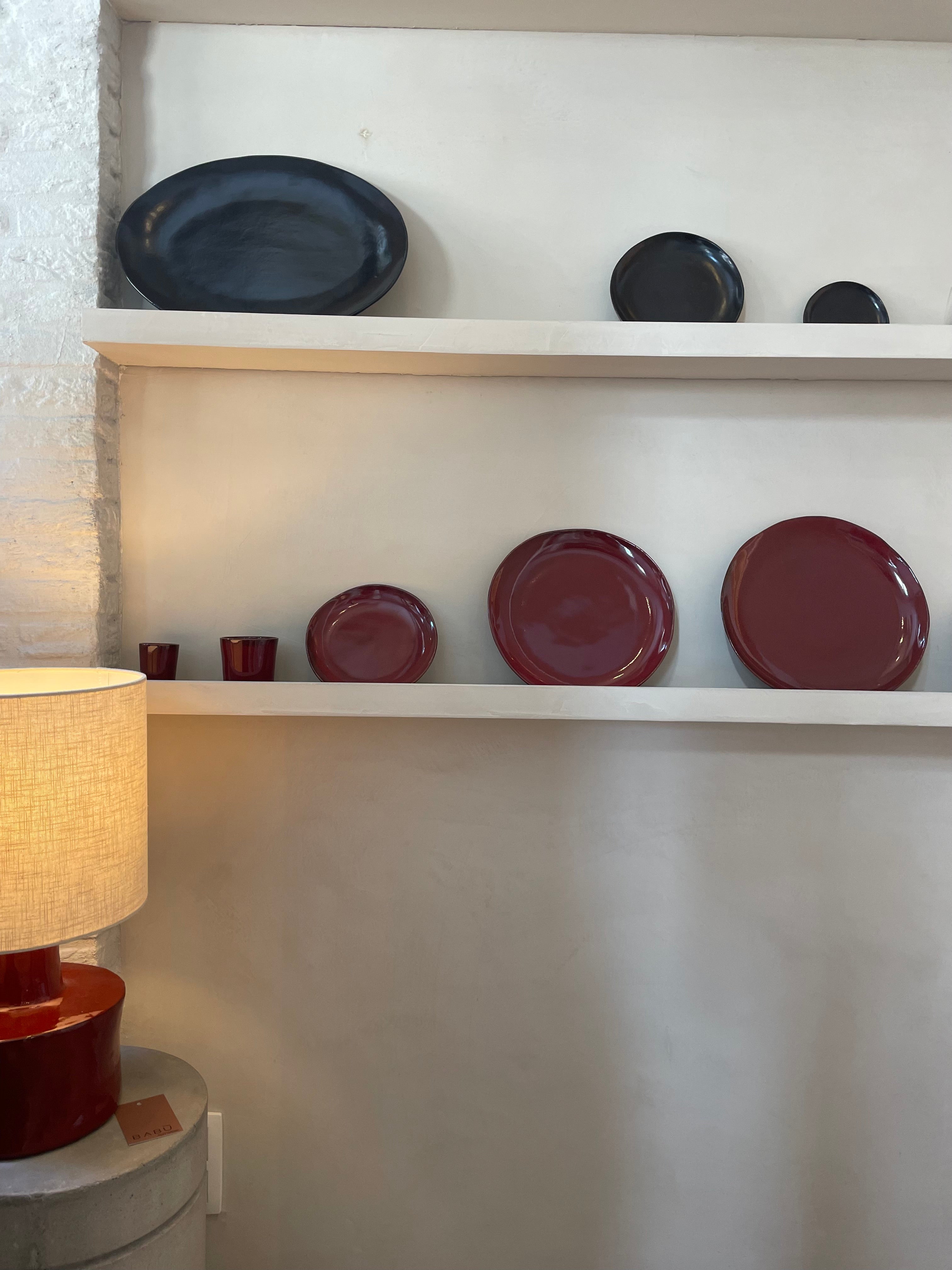 Bord XL - La Mère by Marie Michielssen - Venetian red