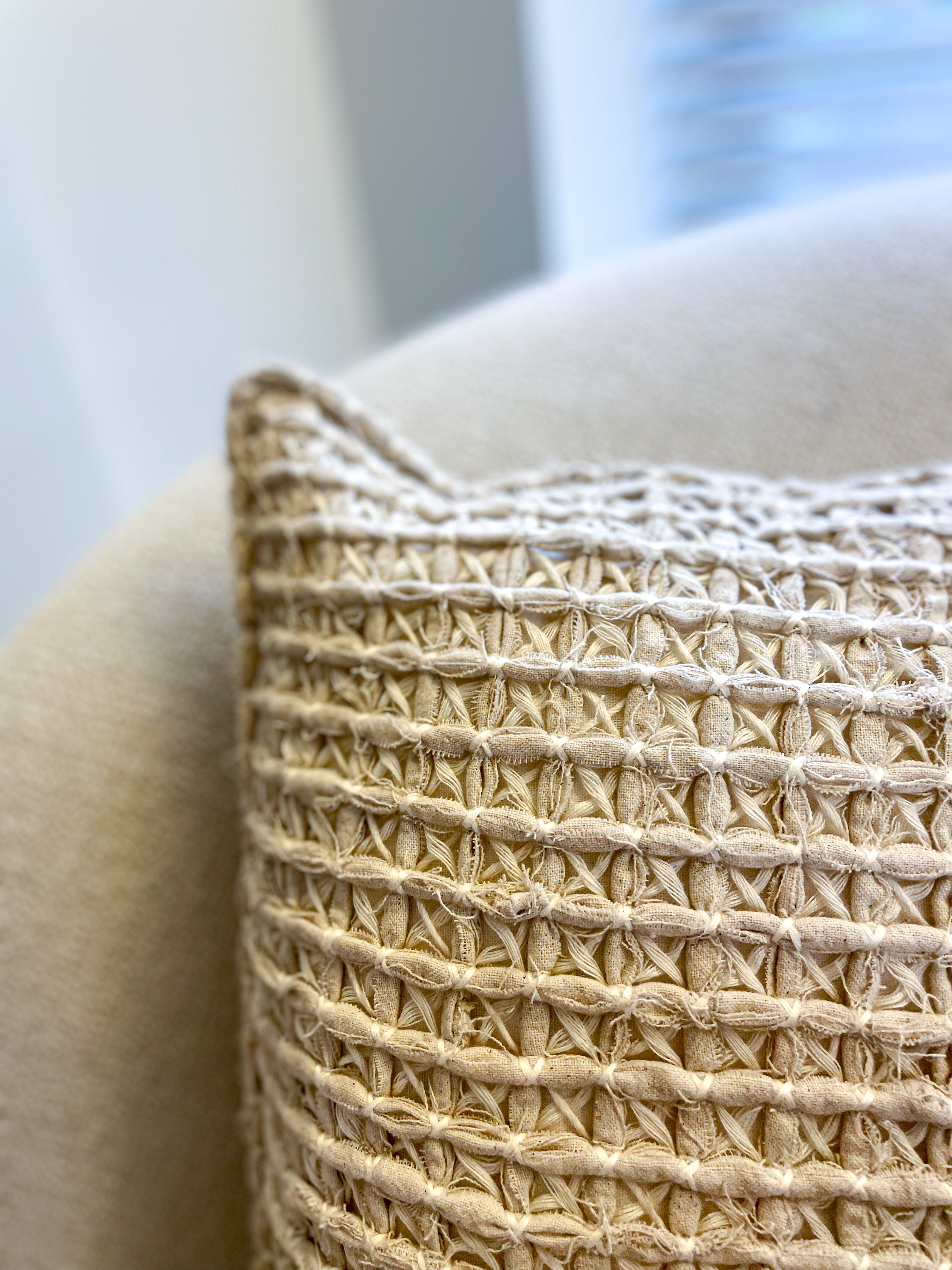 Coussin tissé