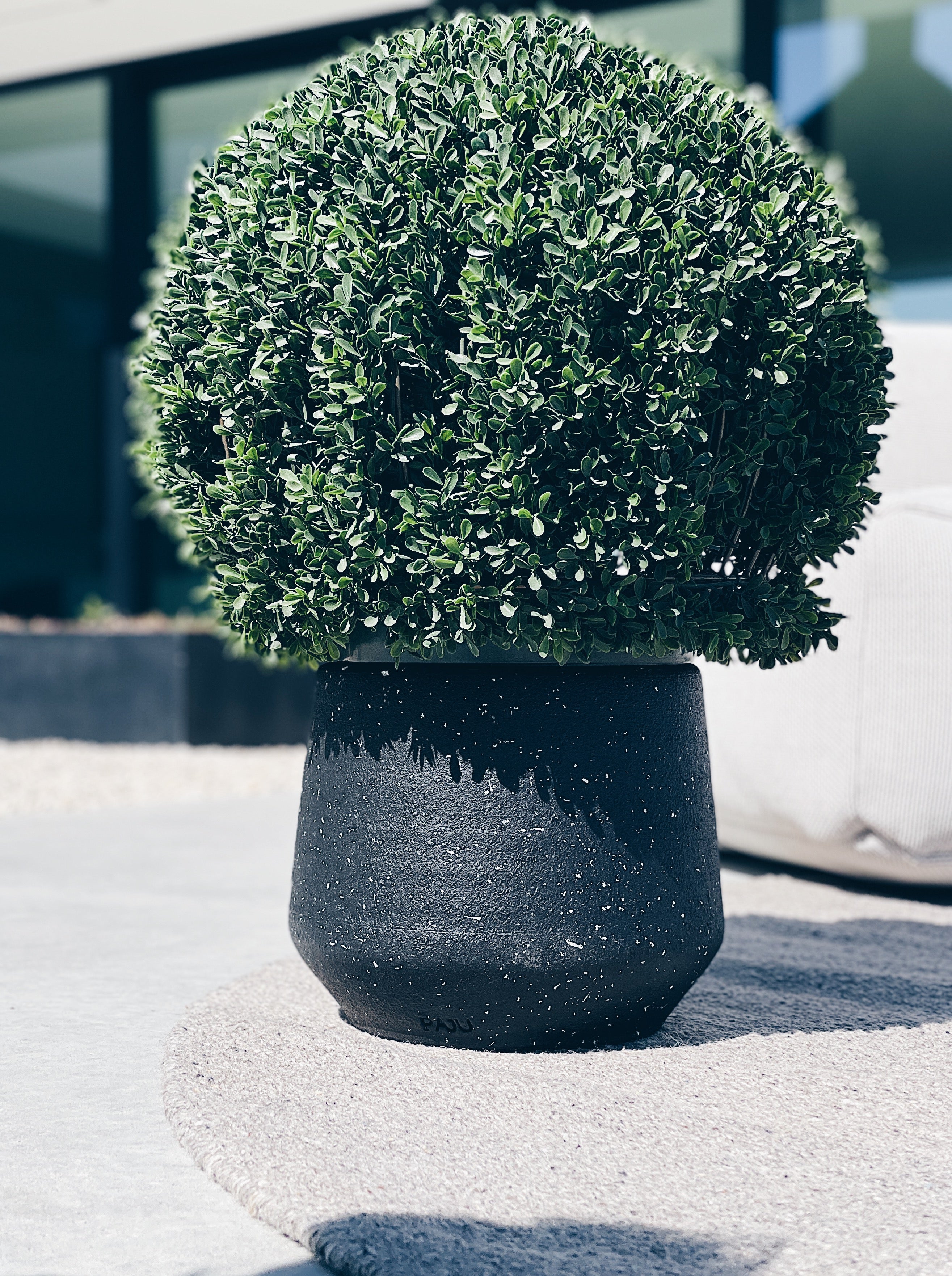 Lewis outdoor candles black