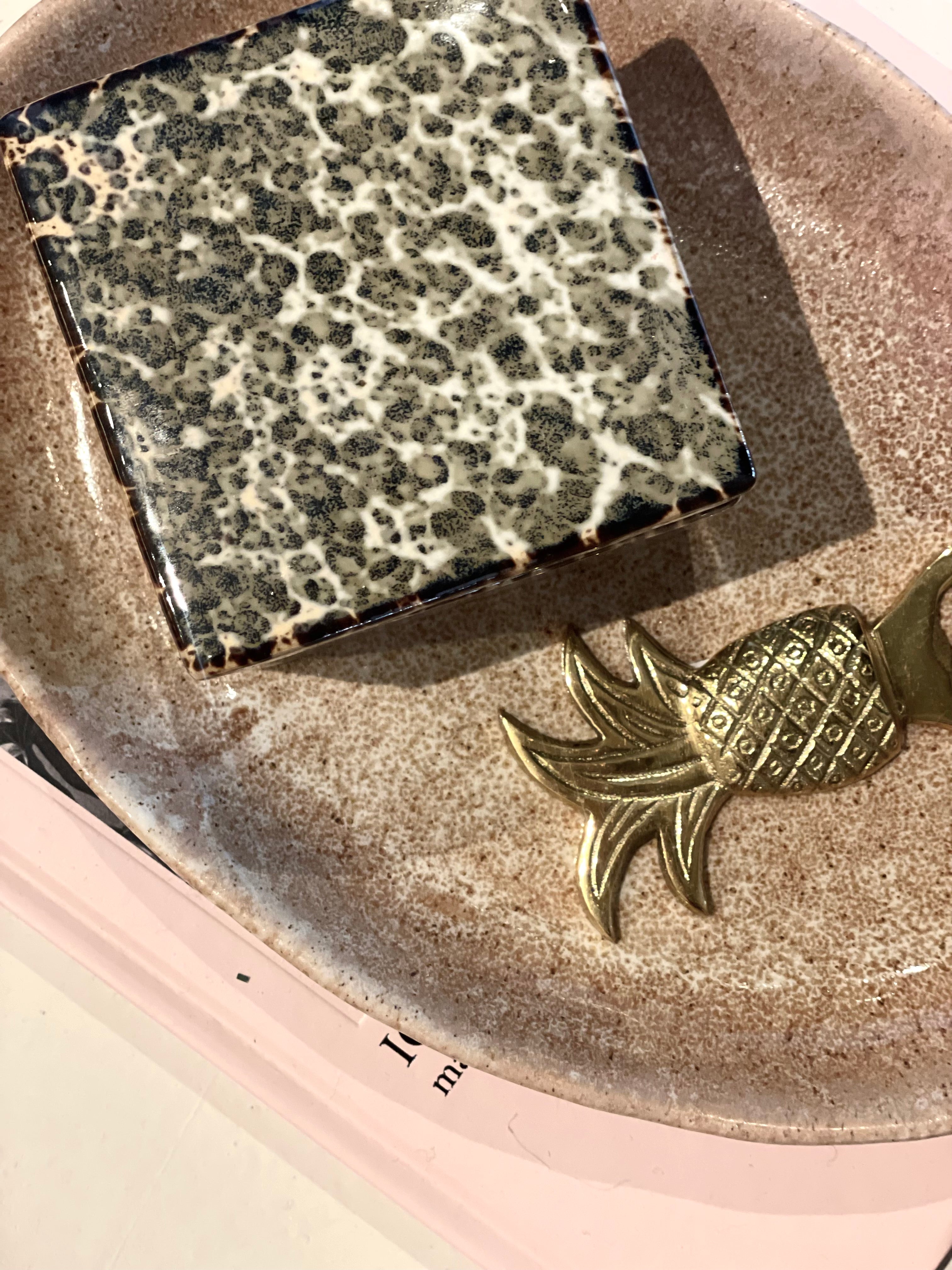 Bottle opener Pineapple Gold