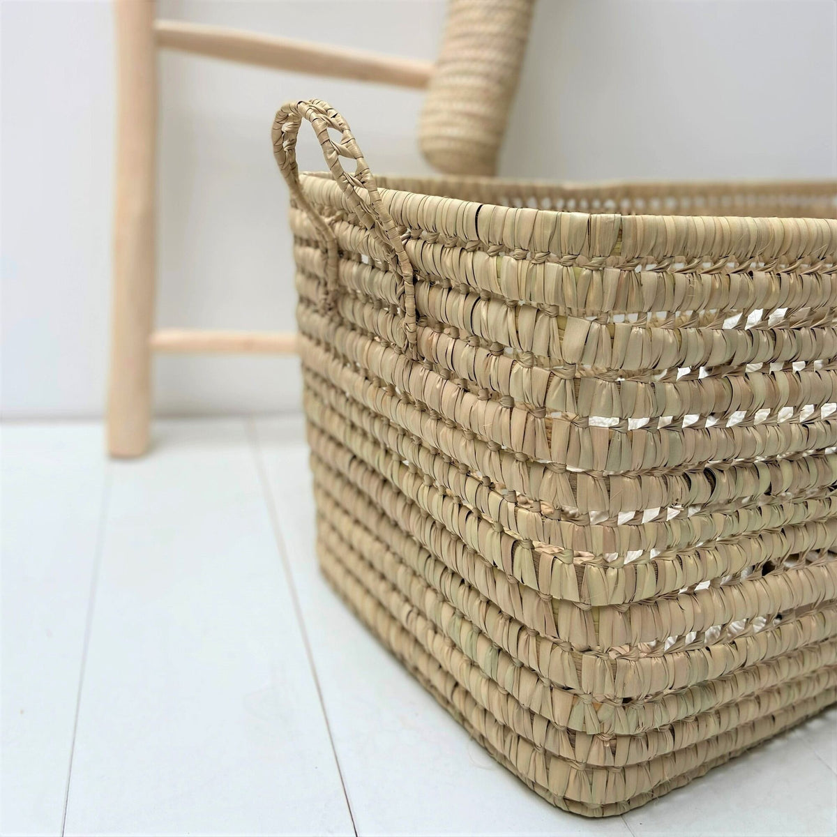 Large rectangular basket with handles - palm leaf