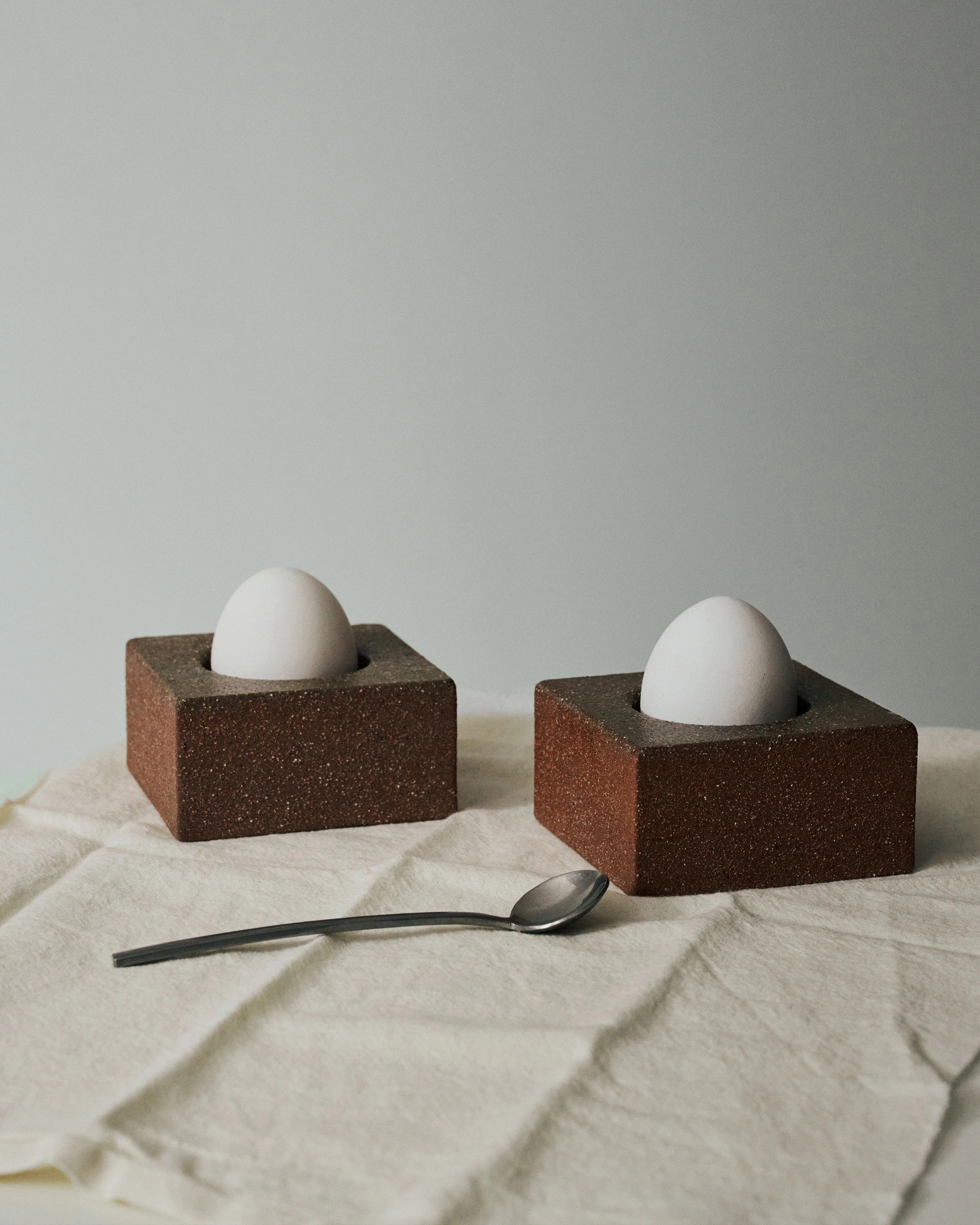 Egg cup Uovo brown - set of 2