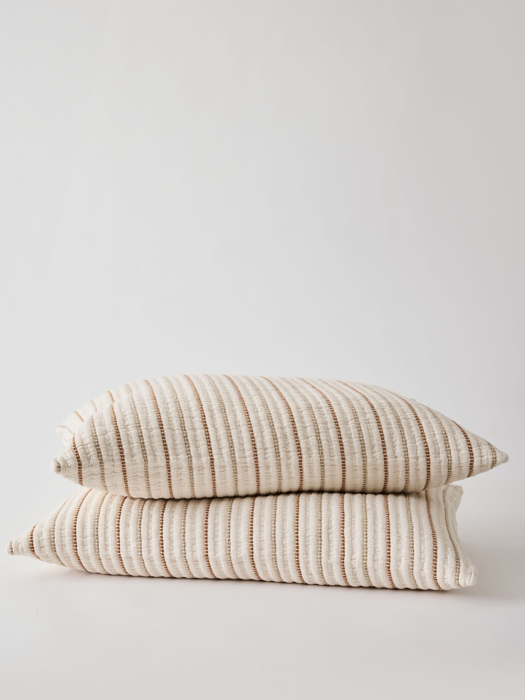 Cushion Lola