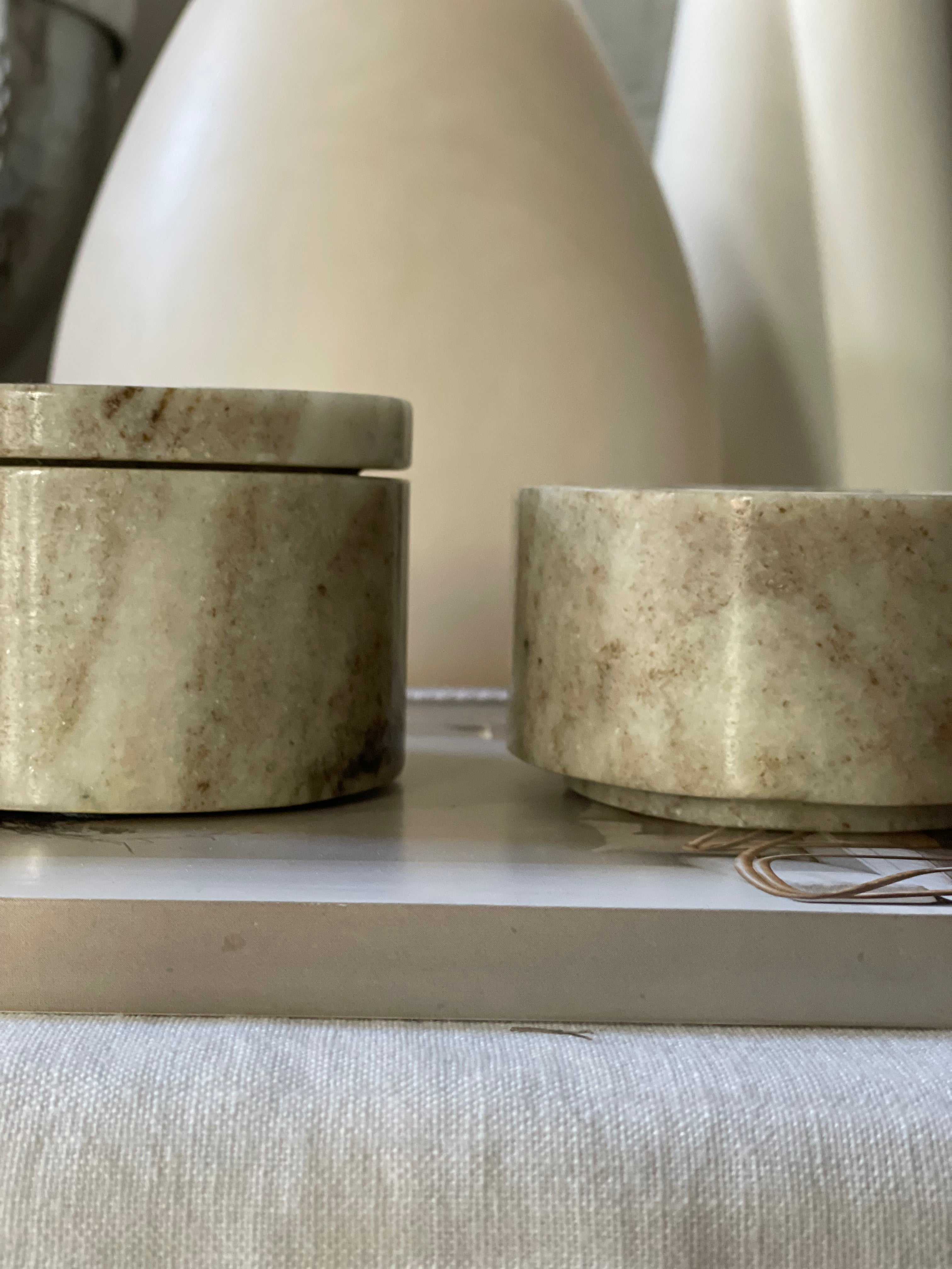 Ilena jars with lid - marble