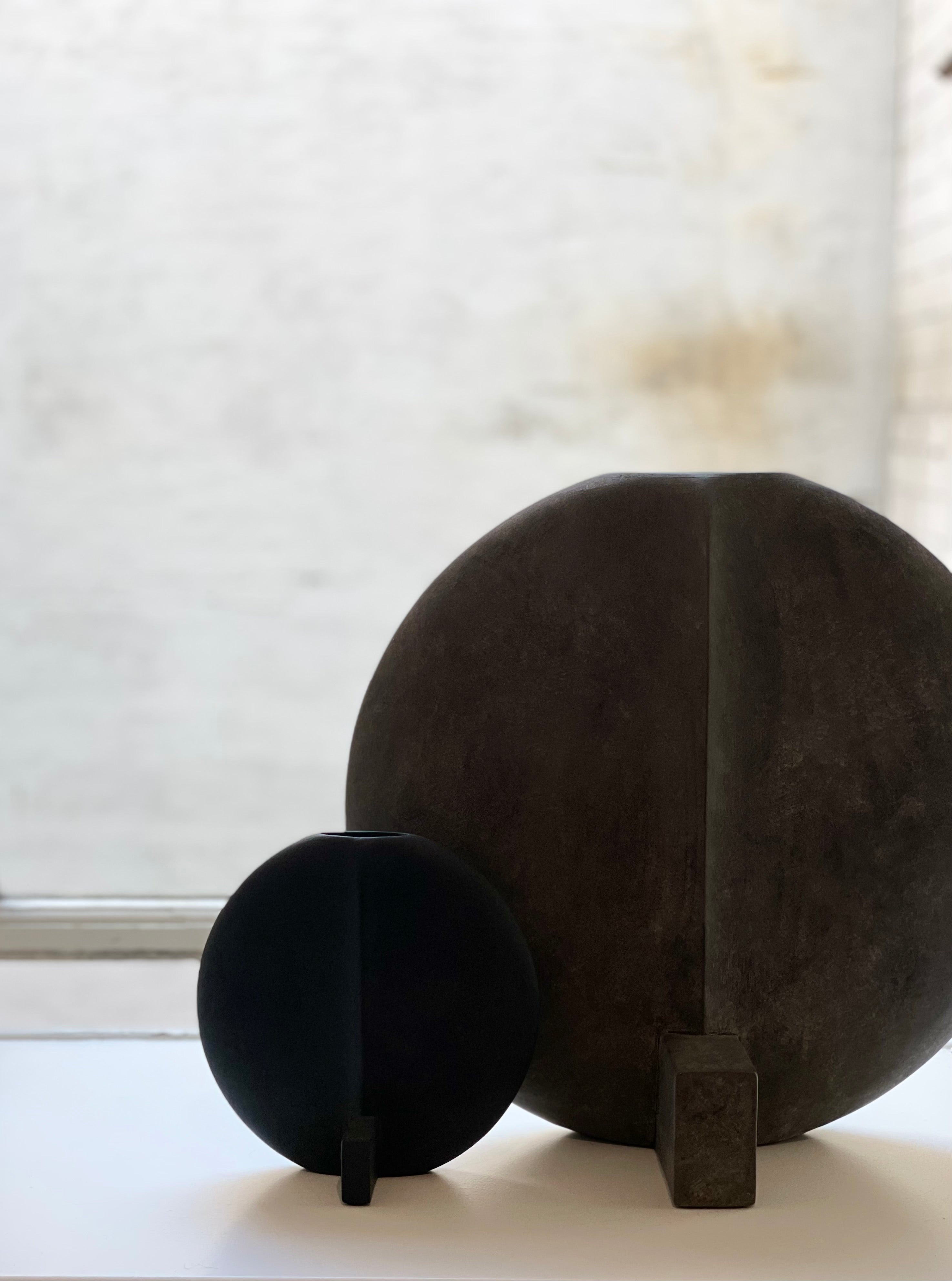 Guggenheim Vase - mini - noir