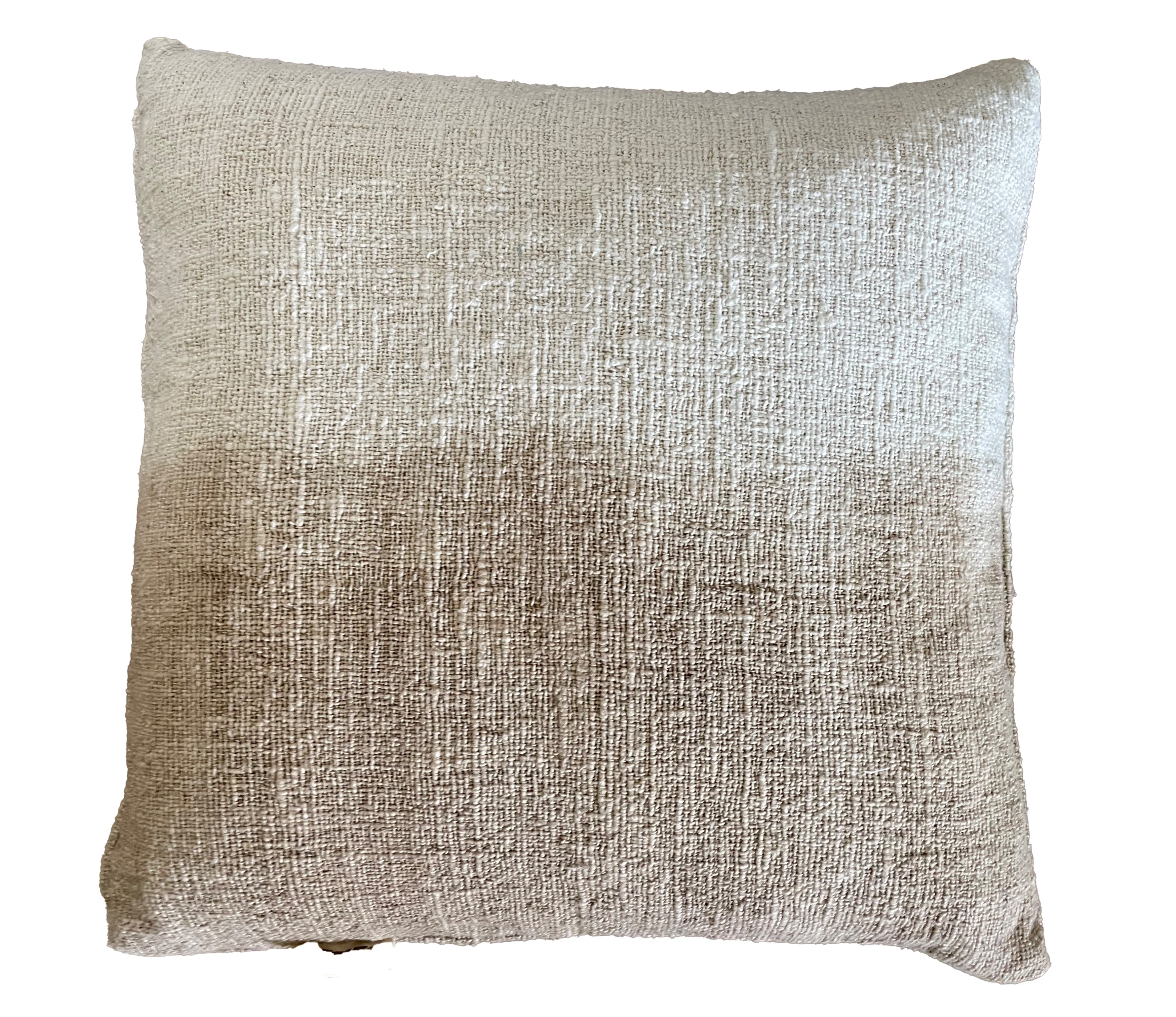 Cushion tie dye taupe