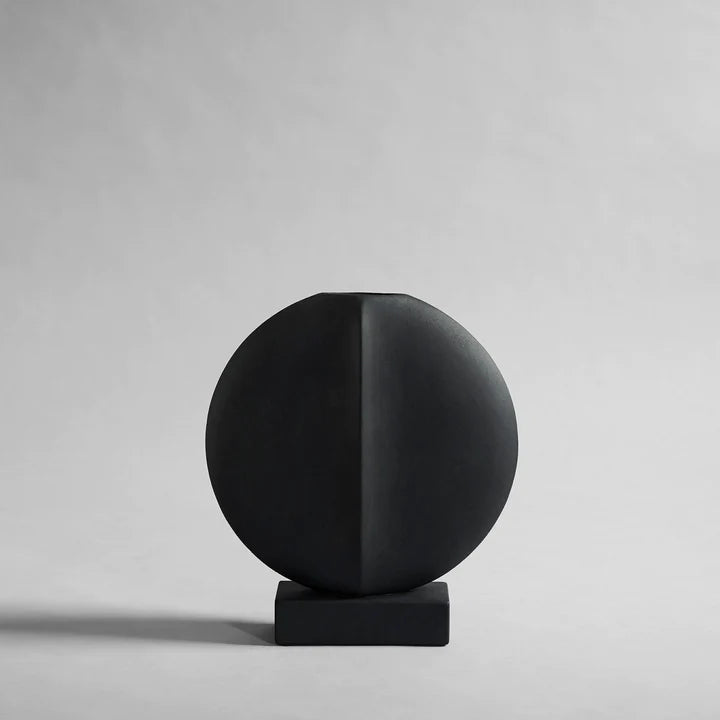 Guggenheim Vase- Mini - black