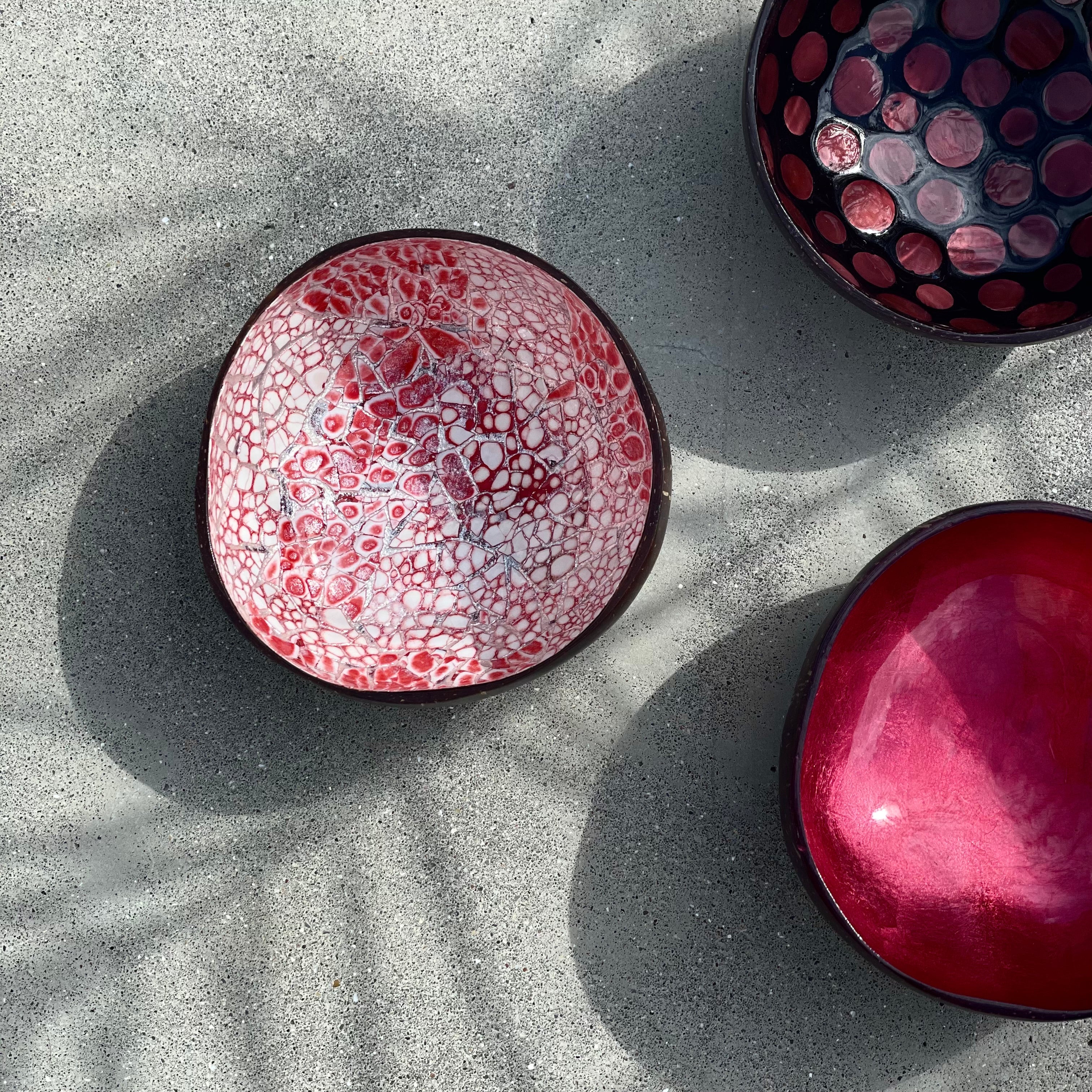 Coconut Bowl - Dark Pink Mother of Pearl